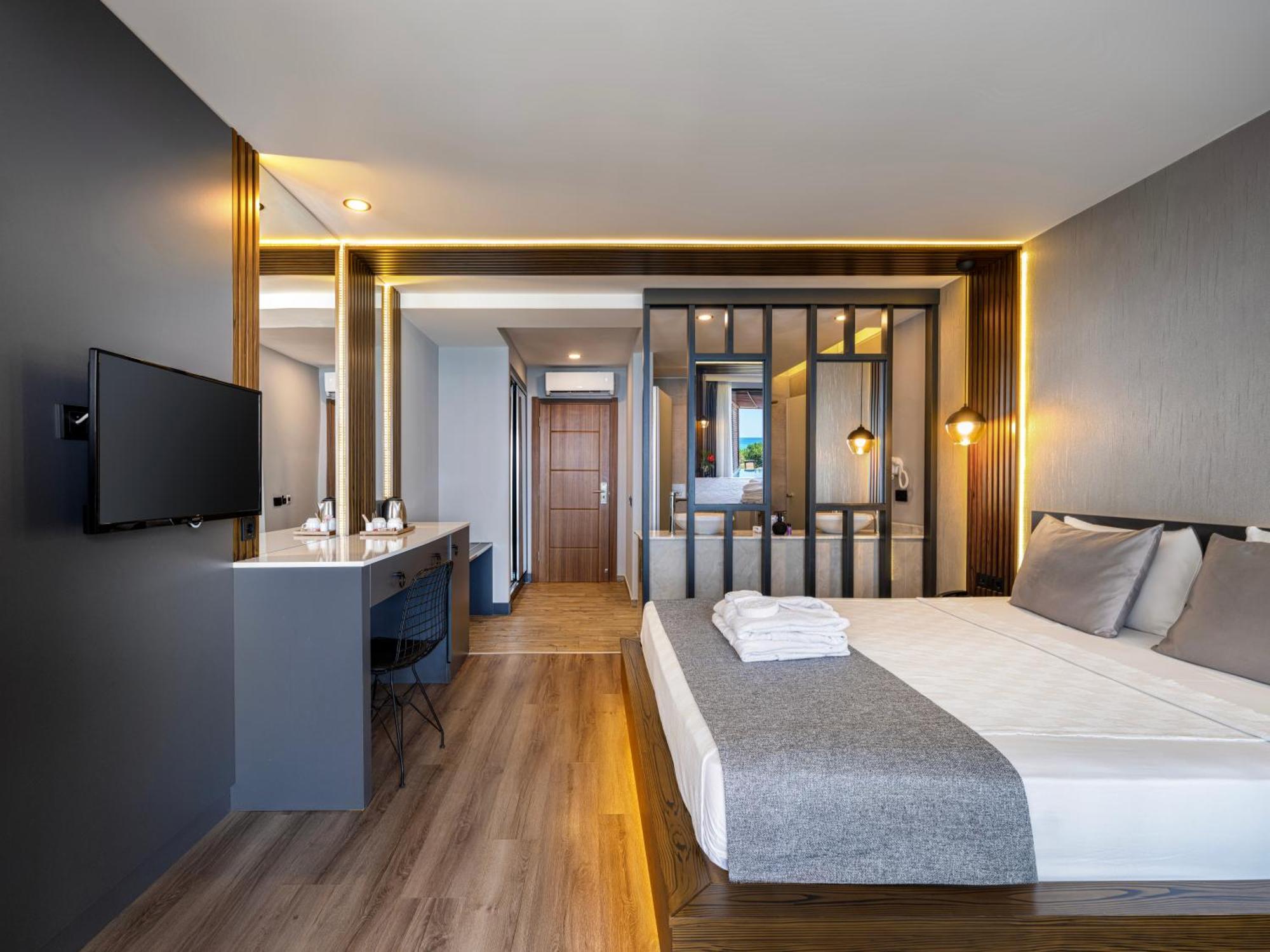 Adora Calma Beach Hotel Adults Only Кізілот Екстер'єр фото