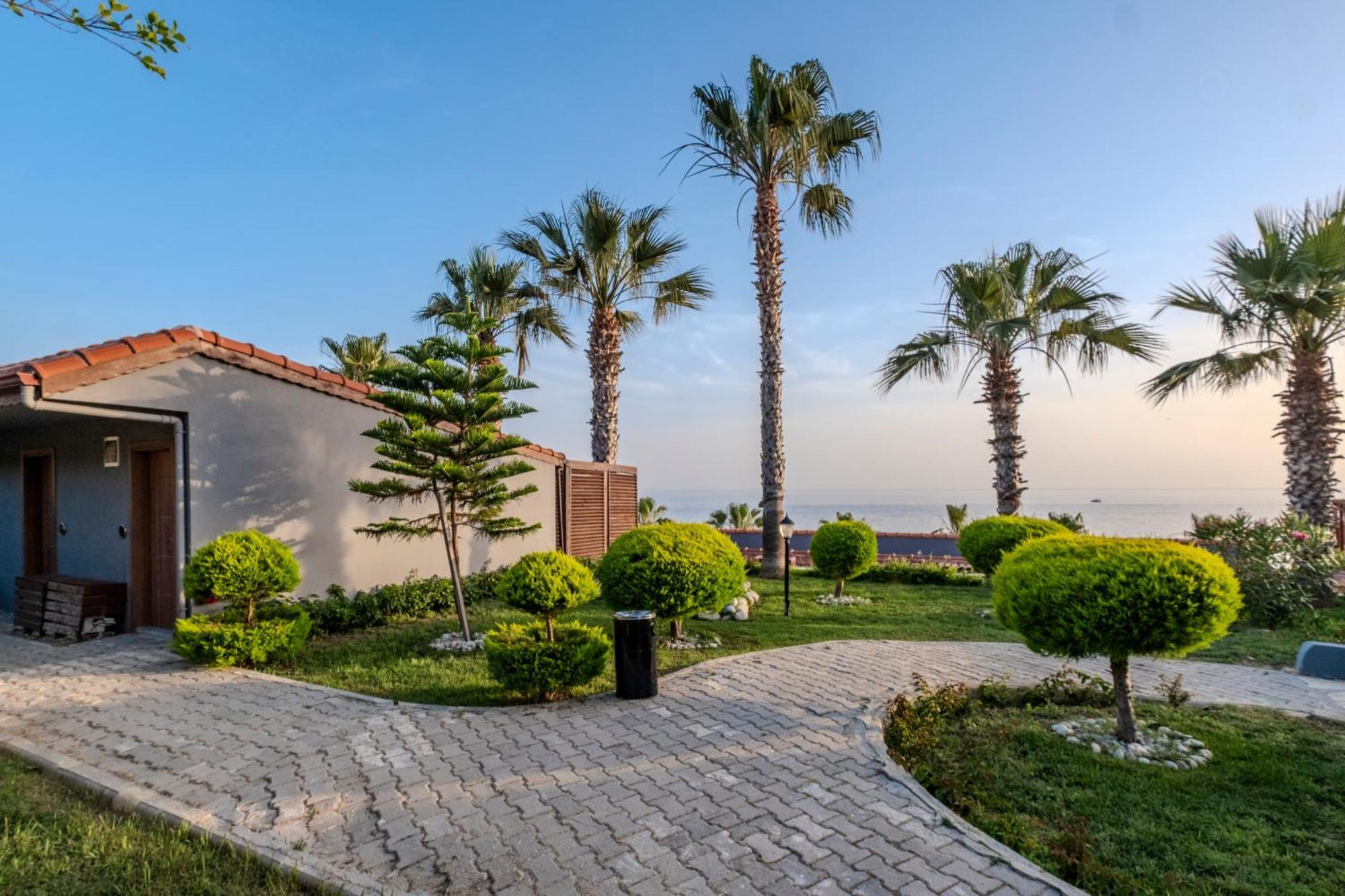Adora Calma Beach Hotel Adults Only Кізілот Екстер'єр фото